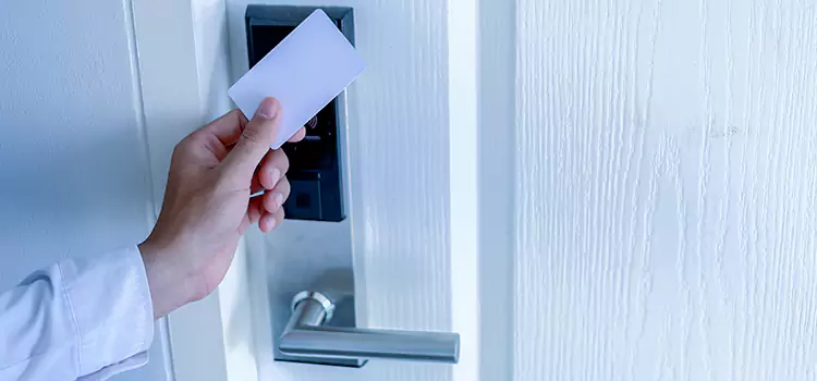 Why Choose Us for Your Keycard Lock Installation in Charlesbourg, QC?