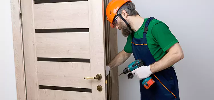 Replace Internal Door Handle with Lock Charlesbourg